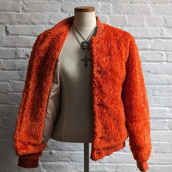 Uniqlo Faux Fur Orange Coat Fuzzy Bomber Indie Retro Statement Preppy Jacket - Picture 2 of 10
